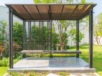 Pergola à Grenoble : comment améliorer confort et valorisation de votre maison ?